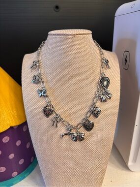 New Silver-tone Charm Necklace with Hearts & Bows dash hound dog butterfly adj
